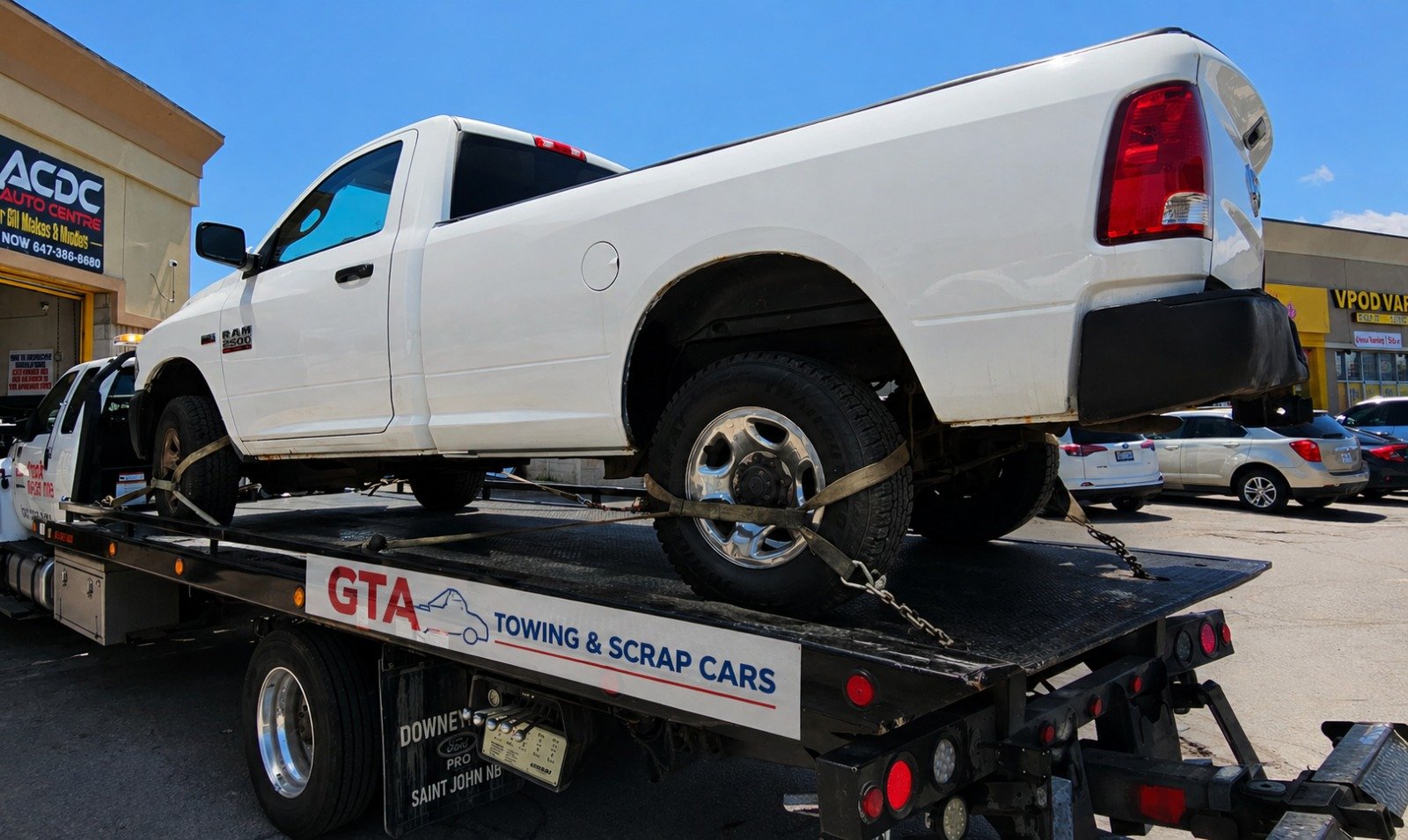 GTA Towing & Scrap Cars — Scrap Car Removal North York Ontario Towing Service
