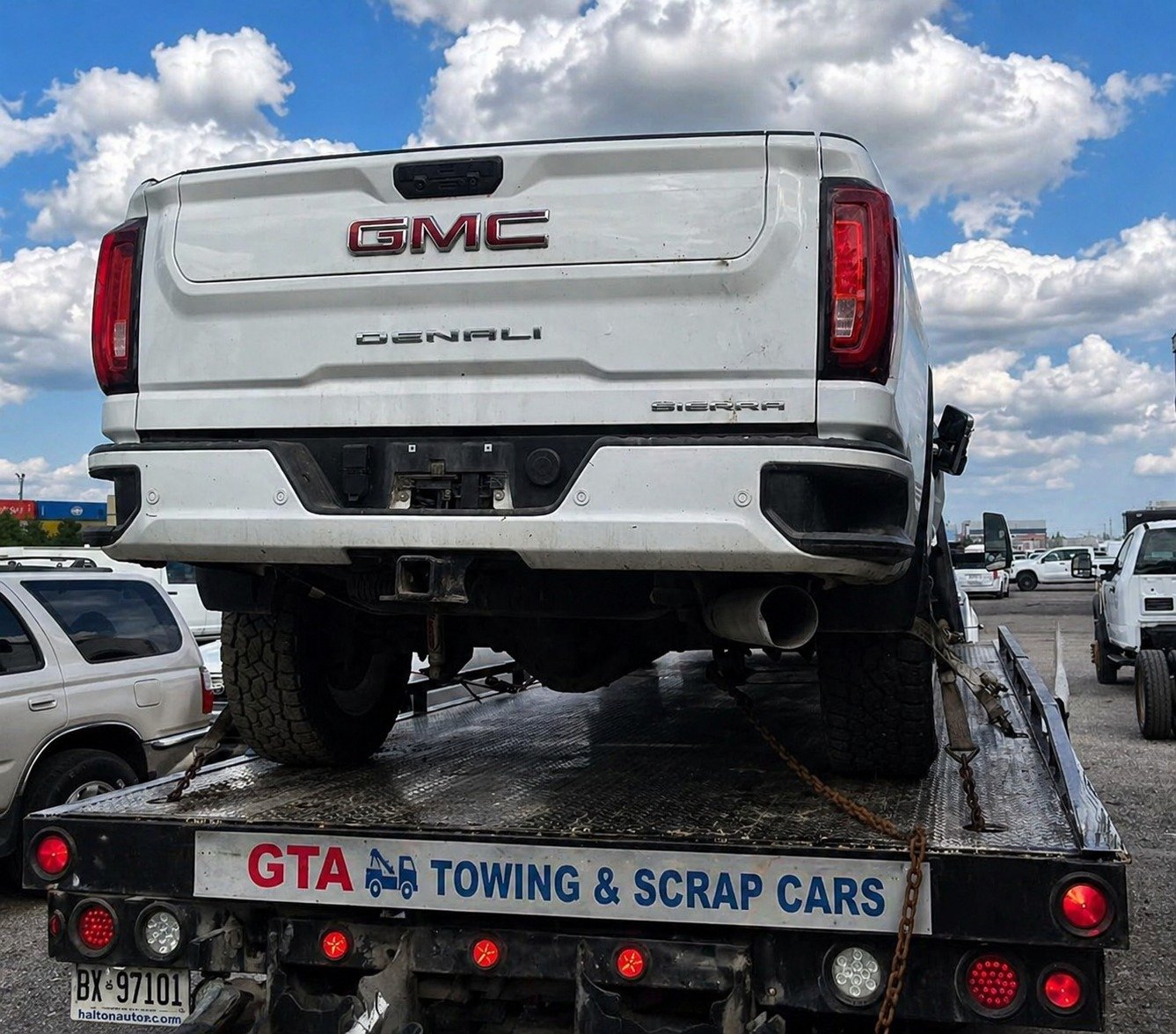 GTA Towing & Scrap Cars — Scrap Car Removal Georgetown Ontario Cash for Junk Cars Halton Hills Towing